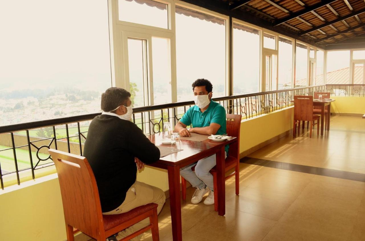 Hotel Shirdi Sai Wada Εξωτερικό φωτογραφία