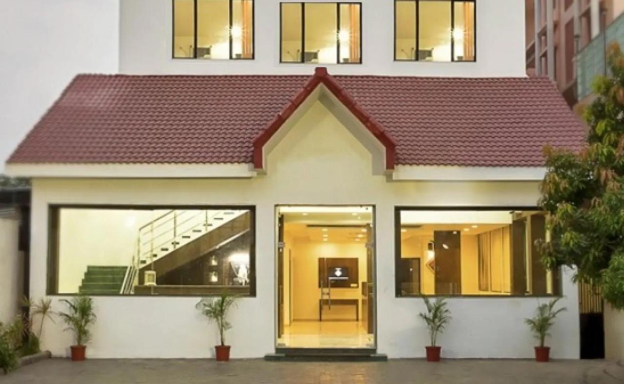 Hotel Shirdi Sai Wada Εξωτερικό φωτογραφία