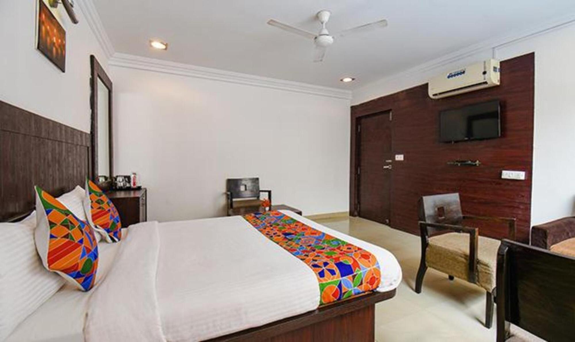 Hotel Shirdi Sai Wada Εξωτερικό φωτογραφία