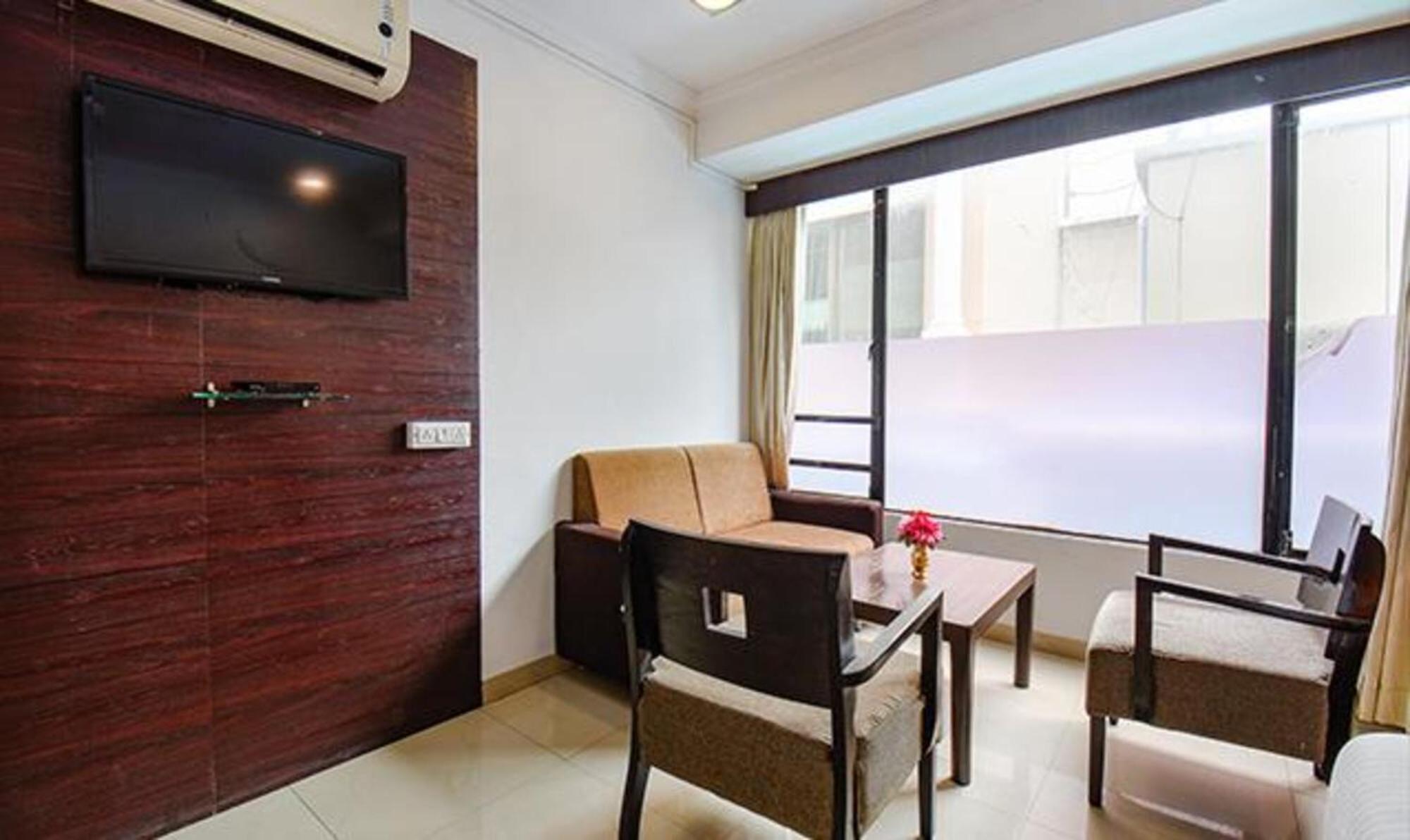 Hotel Shirdi Sai Wada Εξωτερικό φωτογραφία