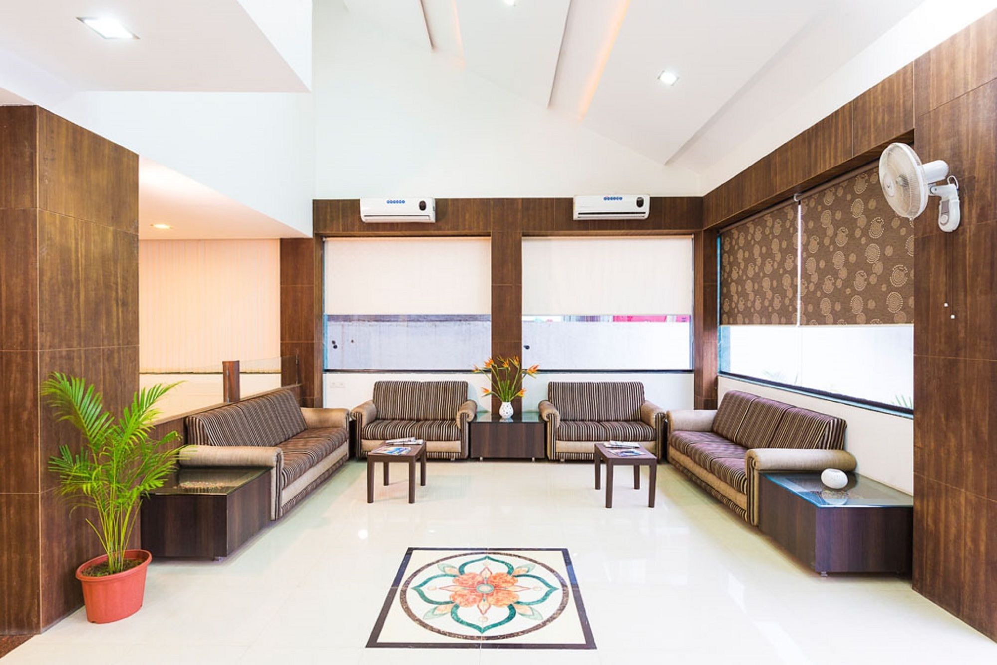 Hotel Shirdi Sai Wada Εξωτερικό φωτογραφία